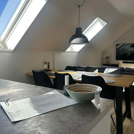 In The Middle Of Apartmán